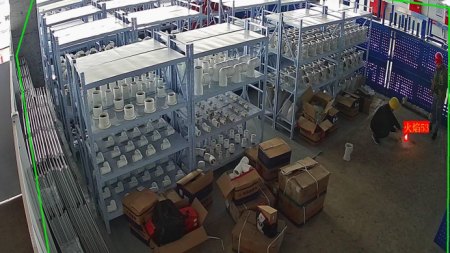 AI视频监控：仓库安全守护神，火焰识别技术守护每一刻